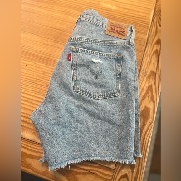 Levi denim Shorts - Brand new! - Picture 6 of 6